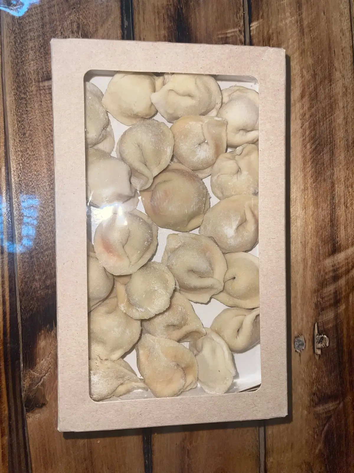 Пельмени из нерки в коробке
